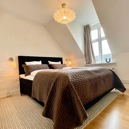 Family Friendly Flat With 2 Bedrooms In Peaceful Area *