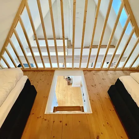 Family Friendly Flat With 2 Bedrooms In Peaceful Area *